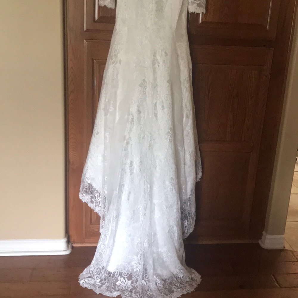 Long sleeve wedding gown - Picture 6 of 6